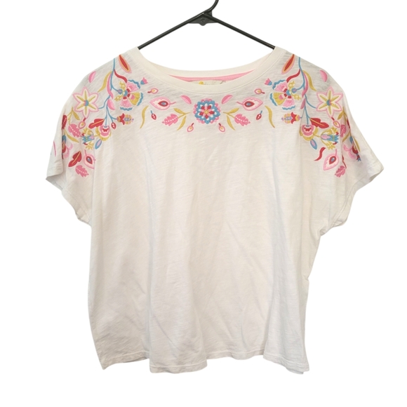 Boden Tops - Boden White Floral Embroidered T-Shirt Size 10